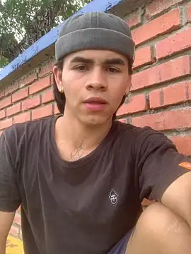mao_mdn (M twink) - 15 chest push-ups without a shirt😋☀️