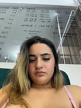 Antonella_Julieta webcam