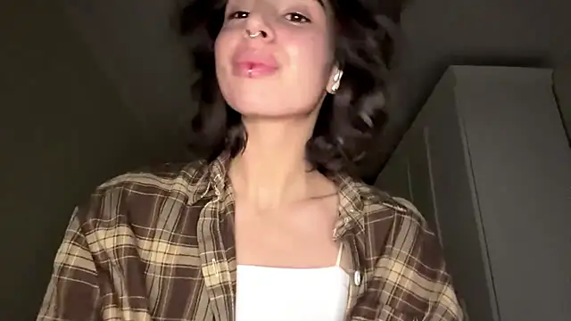 JessiaRuezga webcam