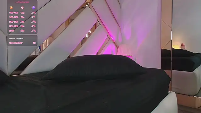 Noa_butterfly_ webcam