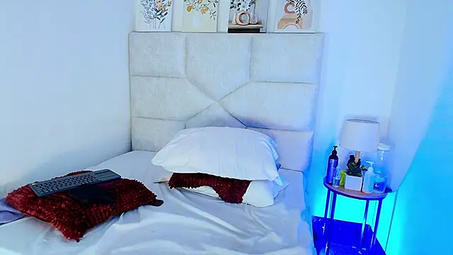 elizawiliamst webcam