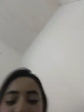 Antonella_Julieta webcam