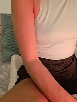 SexyErola27 webcam