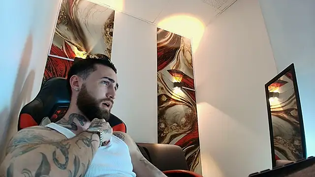 luke_davis01 (M young) - BIG LOAD OUTT! 🍆😈🥵💦 CHOSSE WHERE