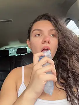 eva_stark10 (G young) - Big squirt in car
