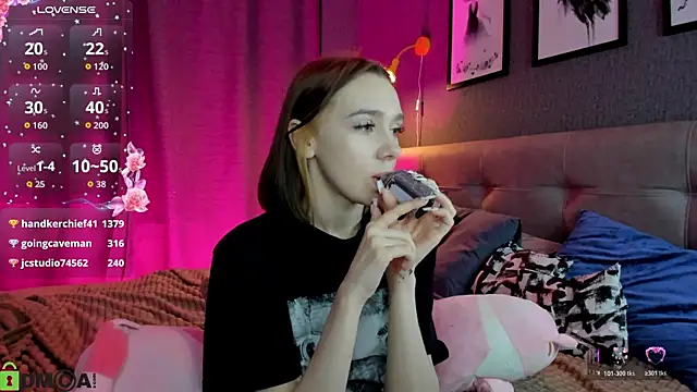 Lesi_Moonie01 webcam