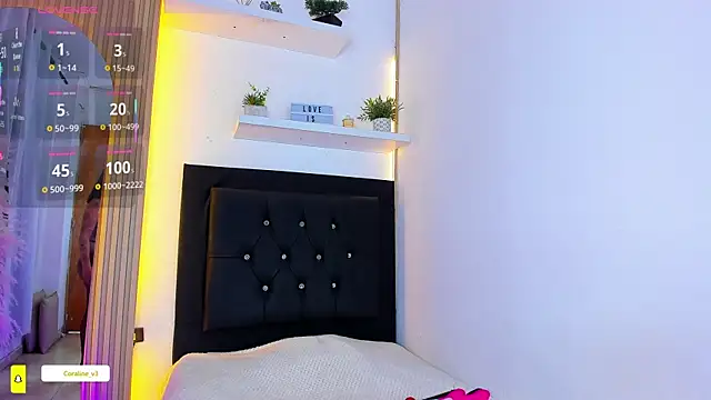coraline_v webcam