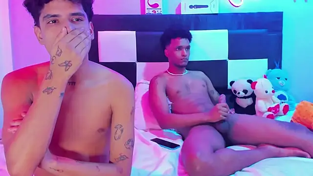 Lucky_boys__X webcam