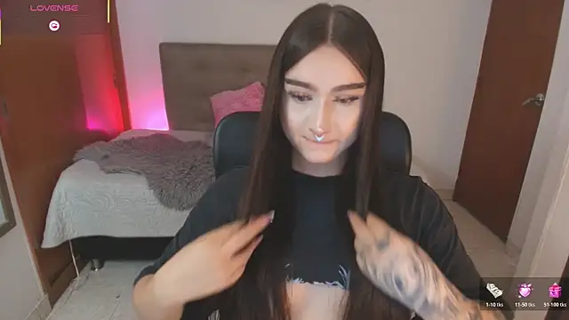 Miley_Baker webcam