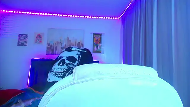 Modèle: goth_minerva