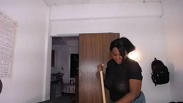 yselahot webcam