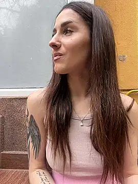 AriaAdda webcam