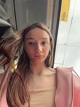 hiding-mila (F teen) - Rub and slap pussylips