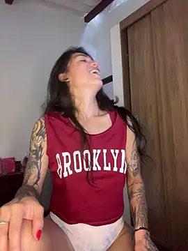 Twoshotsparty420 webcam