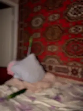 Nenssy555 live sex cam