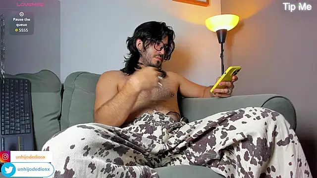 Ackerman_Eren_ webcam