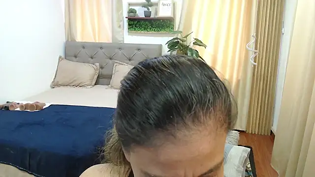 sasi_luna webcam
