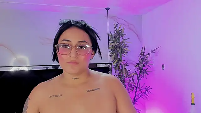 Ibbie_drastic live sex cam