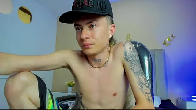 Nascary_Fox webcam