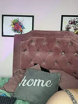 Selenee23 webcam