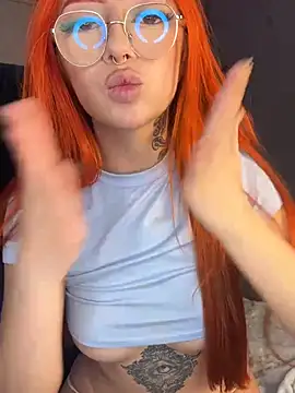 magic_liah - Magic_liah's free webcam - UK Sex Cams