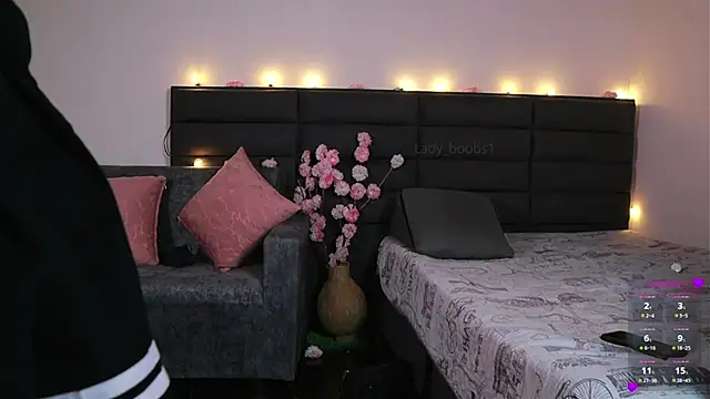 kathieandpovcock1 webcam