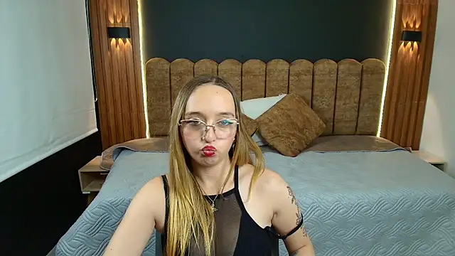 Liaroberts1 webcam