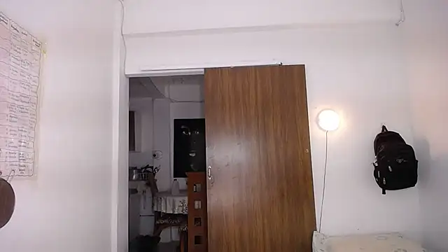 yselahot webcam