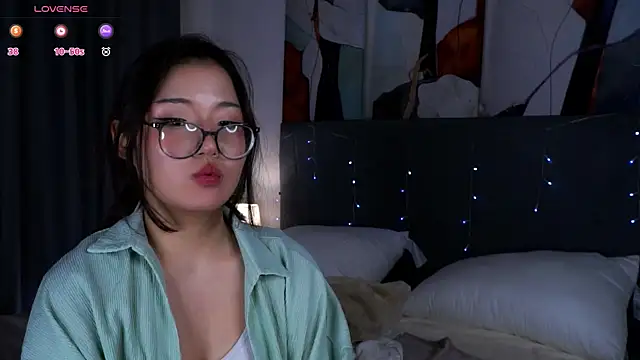 NelleMihalko webcam