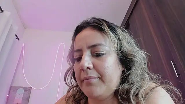 miaapril webcam