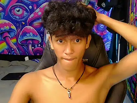 hugekenbigcock webcam