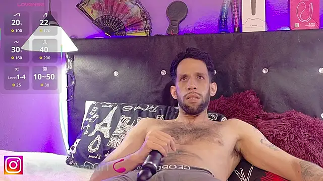 Karim_mansur webcam