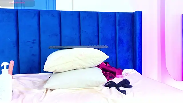 kendrafire_cr webcam