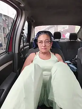 Aurora_levi webcam