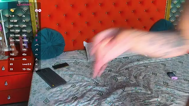VallerieJones webcam