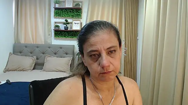 sasi_luna webcam
