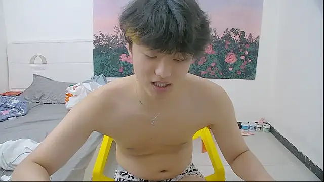 icecream-002 live cam