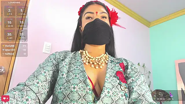 iniya_parul (F milf) - spank x 5 + ass finger 🍑🥵