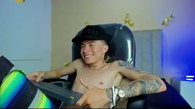 Nascary_Fox webcam