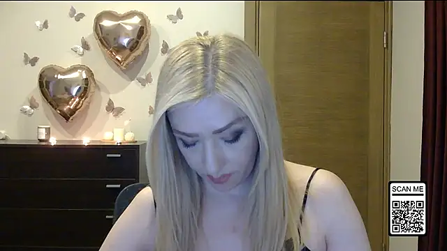 Wild_Silk_Desire webcam