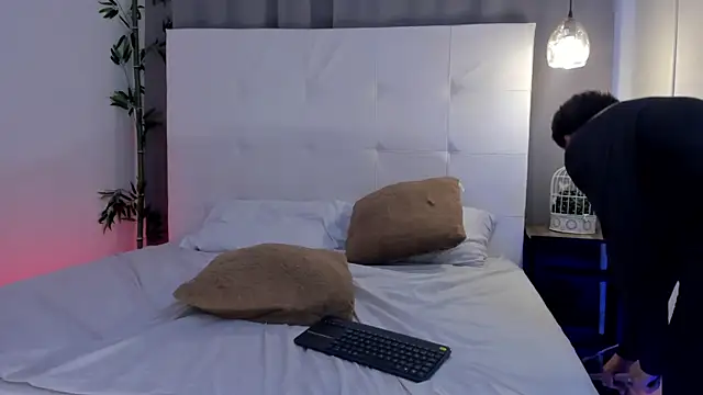 Alejo-and-Thiago webcam