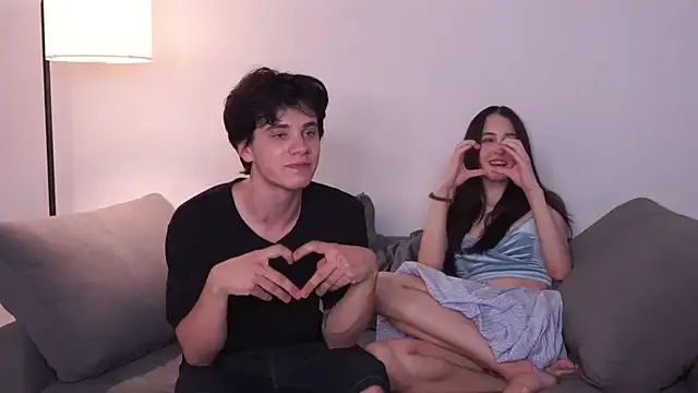 Jess_and_Wayne webcam