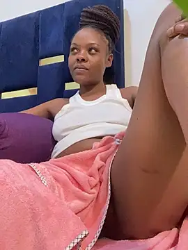 sis27 (F young) - Finger+squirts💦🤎