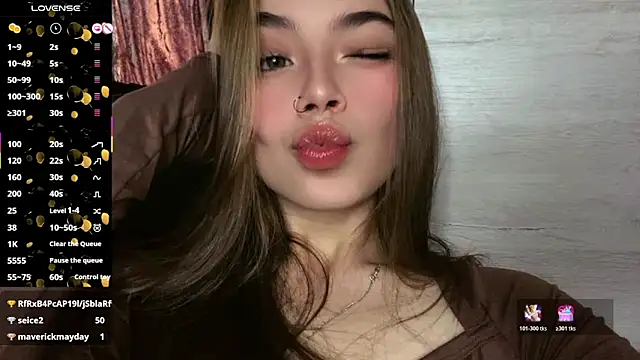 Mia_Victoria22 webcam