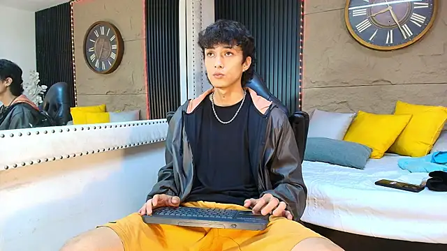 Lean_Portman live cam