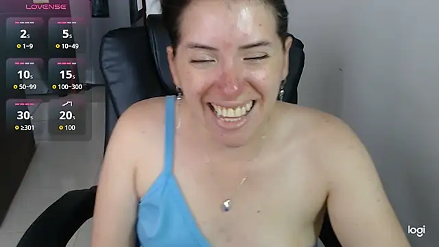 spicey_latina webcam