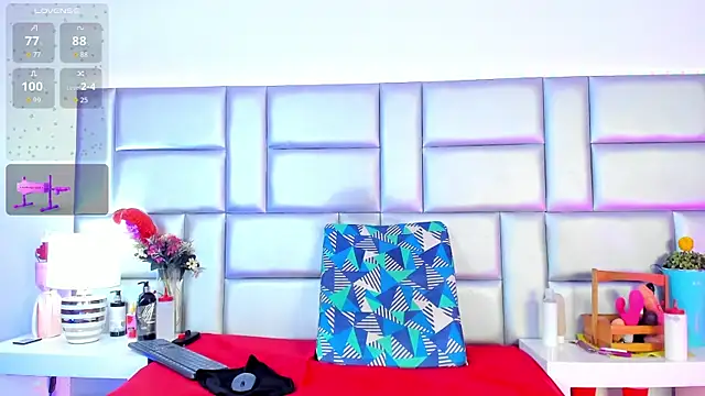 LovelyNickii