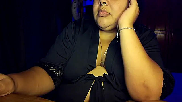 xlatinastar webcam
