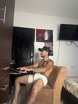 Kenny_romano webcam