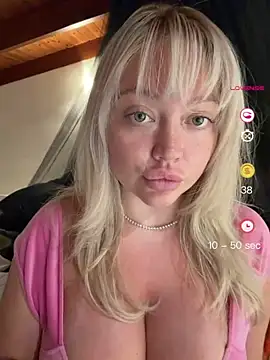 misstitmouseofficial webcam